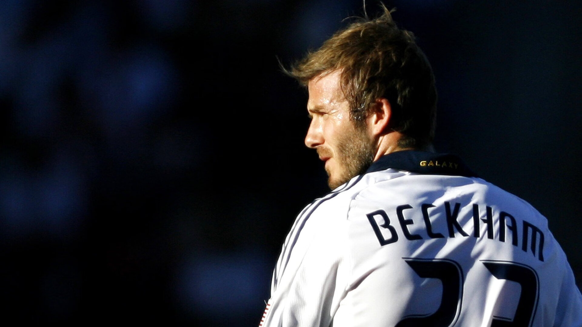 世界足球热潮持续升温