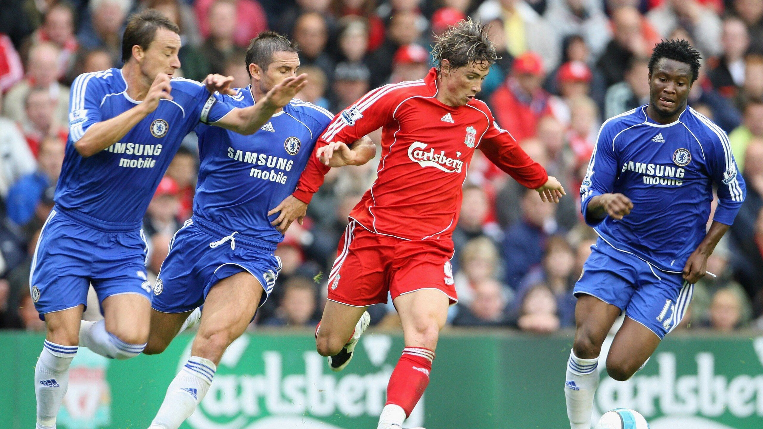 山地自行车“云海追逐赛” 日出云海中开赛如梦似幻